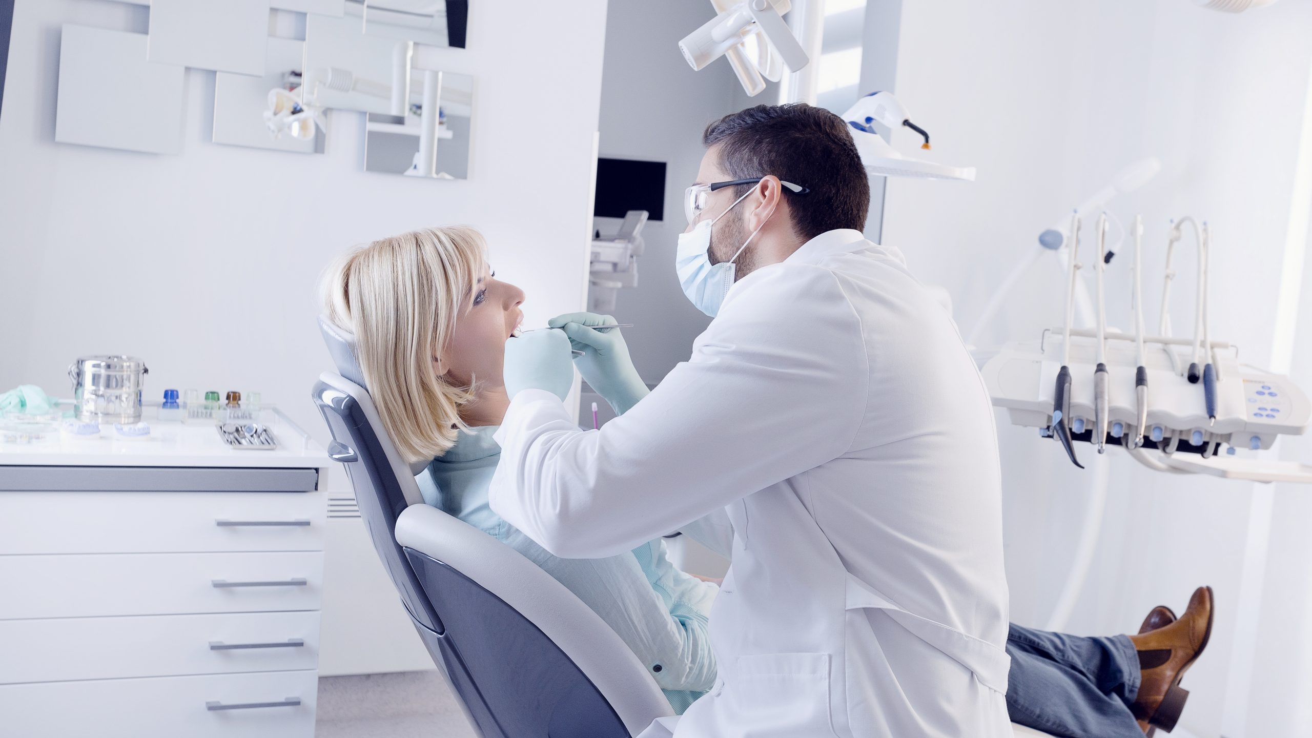 Dentist in Clinton, AR